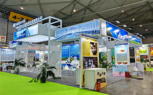 展臺(tái)搭建完成后，如何開展展位驗(yàn)收工作？